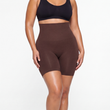 Sculpting Push-Up Shorts